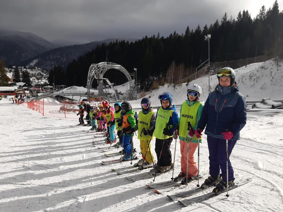 Kalinderu Skier'S Apartament Bellevue Buşteni Екстериор снимка