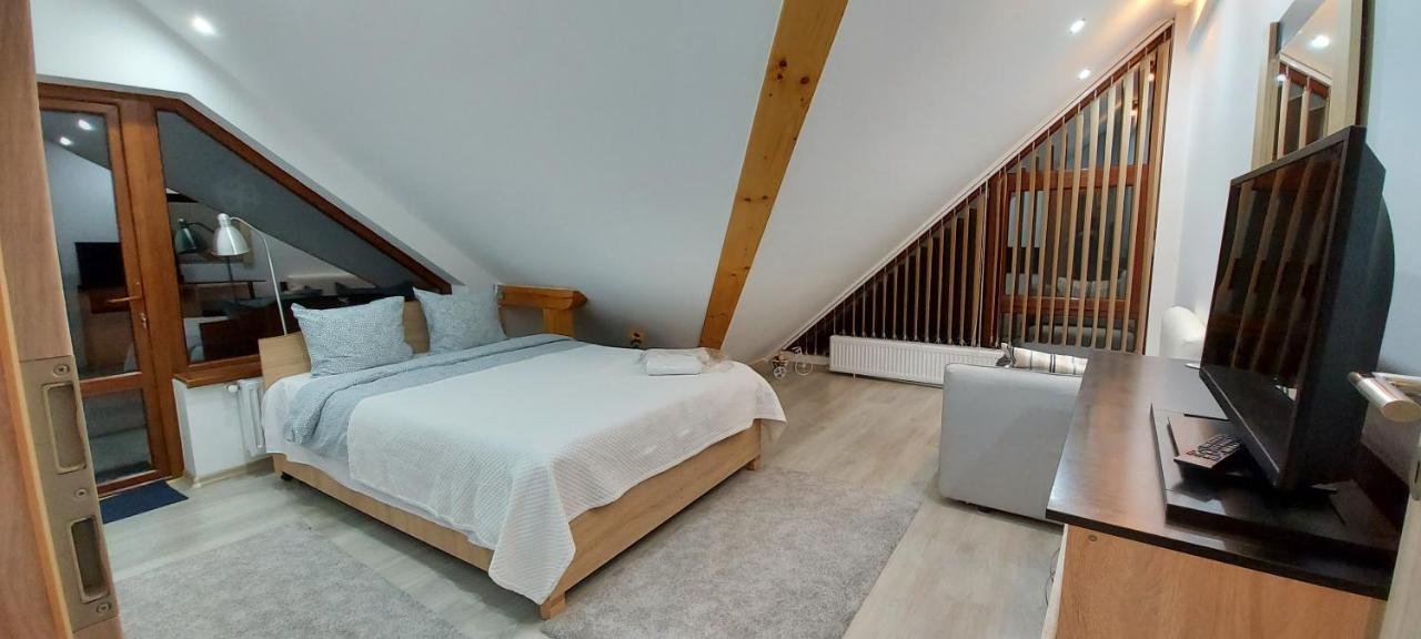 Kalinderu Skier'S Apartament Bellevue Buşteni Екстериор снимка