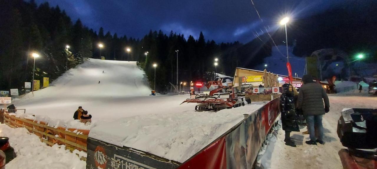 Kalinderu Skier'S Apartament Bellevue Buşteni Екстериор снимка