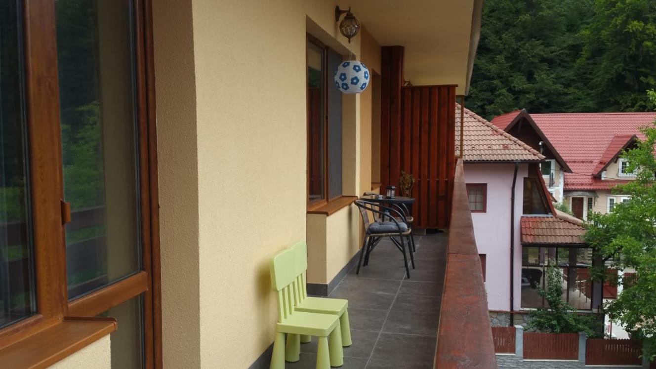 Kalinderu Skier'S Apartament Bellevue Buşteni Стая снимка